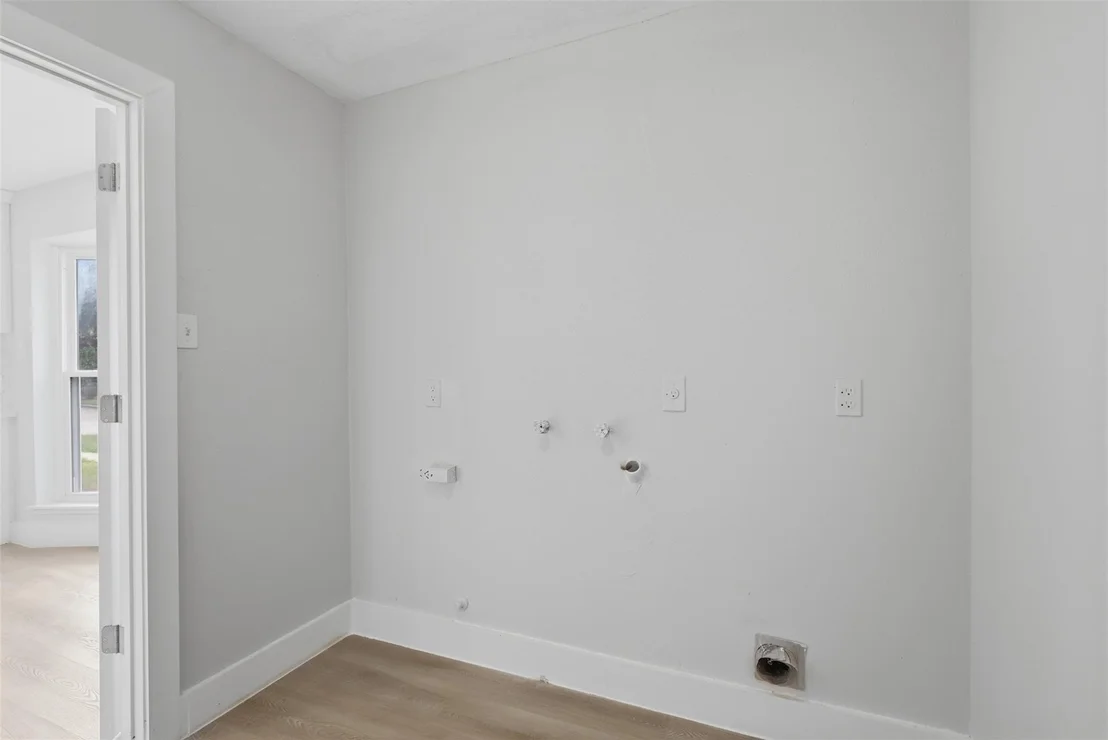 Photo of 8114 Pella Drive