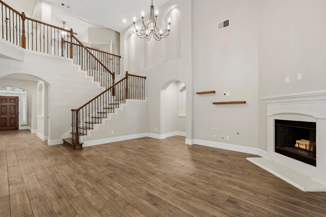 Photo of 155 W Wading Pond Circle