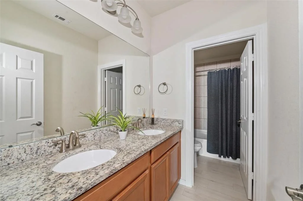 Photo of 28215 Shorecrest Lane