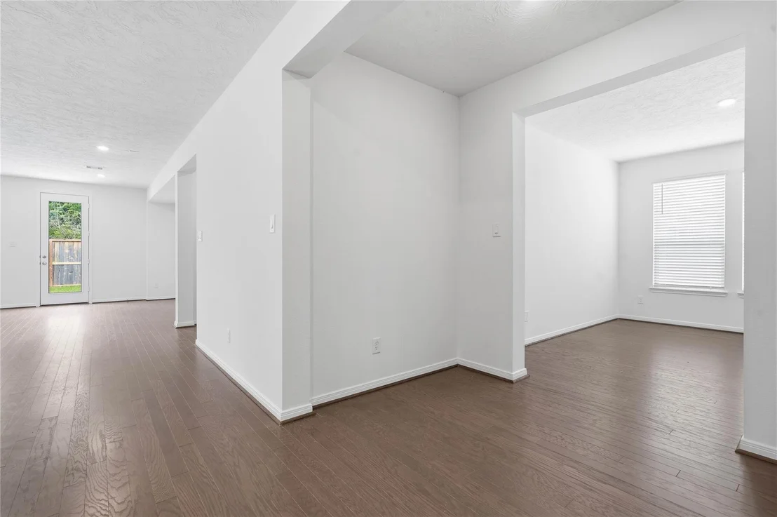 Photo of 4805 Seven Oaks Lane