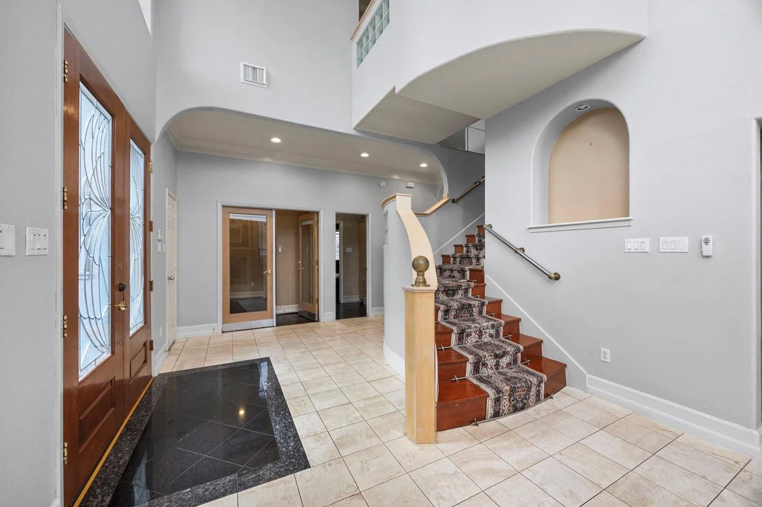 Photo of 4039 Browning Street