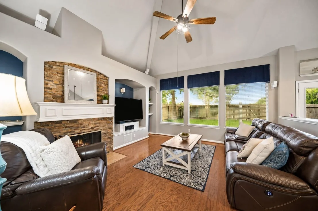 Photo of 4026 Chestnut Bend