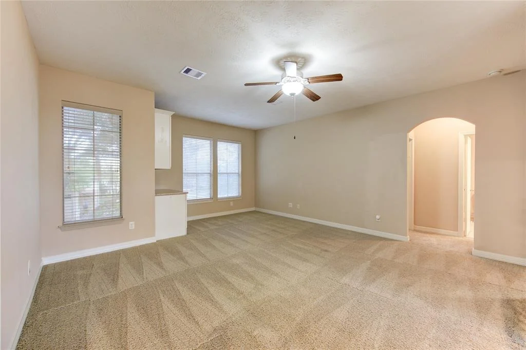 Photo of 4610 Seguin Valley Drive