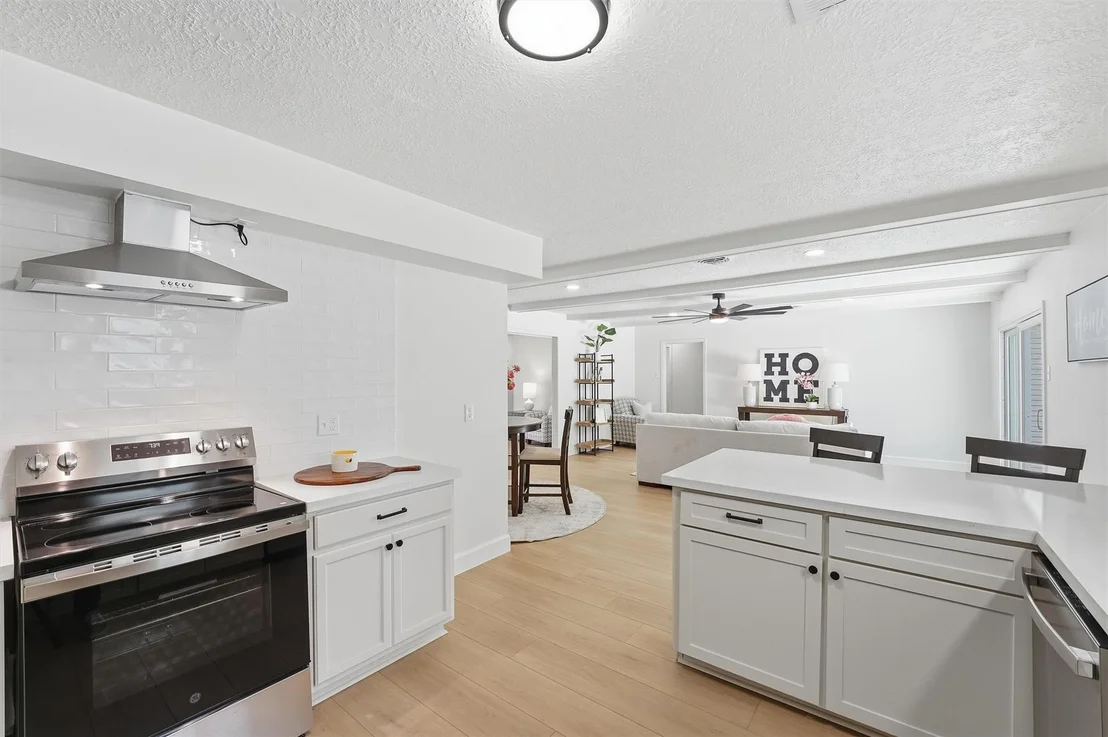 Photo of 10302 Belfast Road