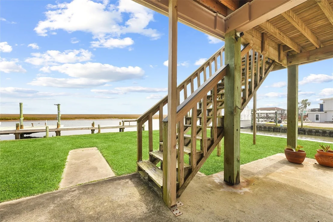 Photo of 426 Shark Lane