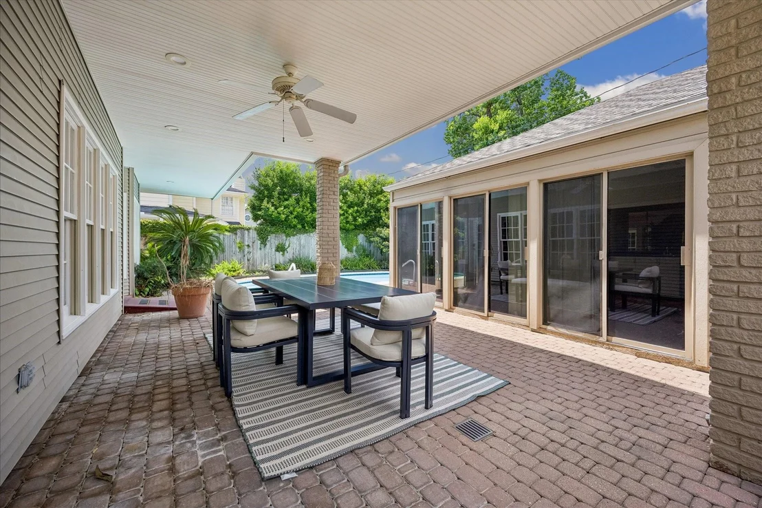 Photo of 2416 Addison Road