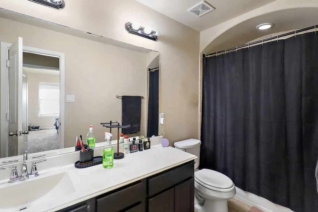 Photo of 18810 Deer Trace Drive