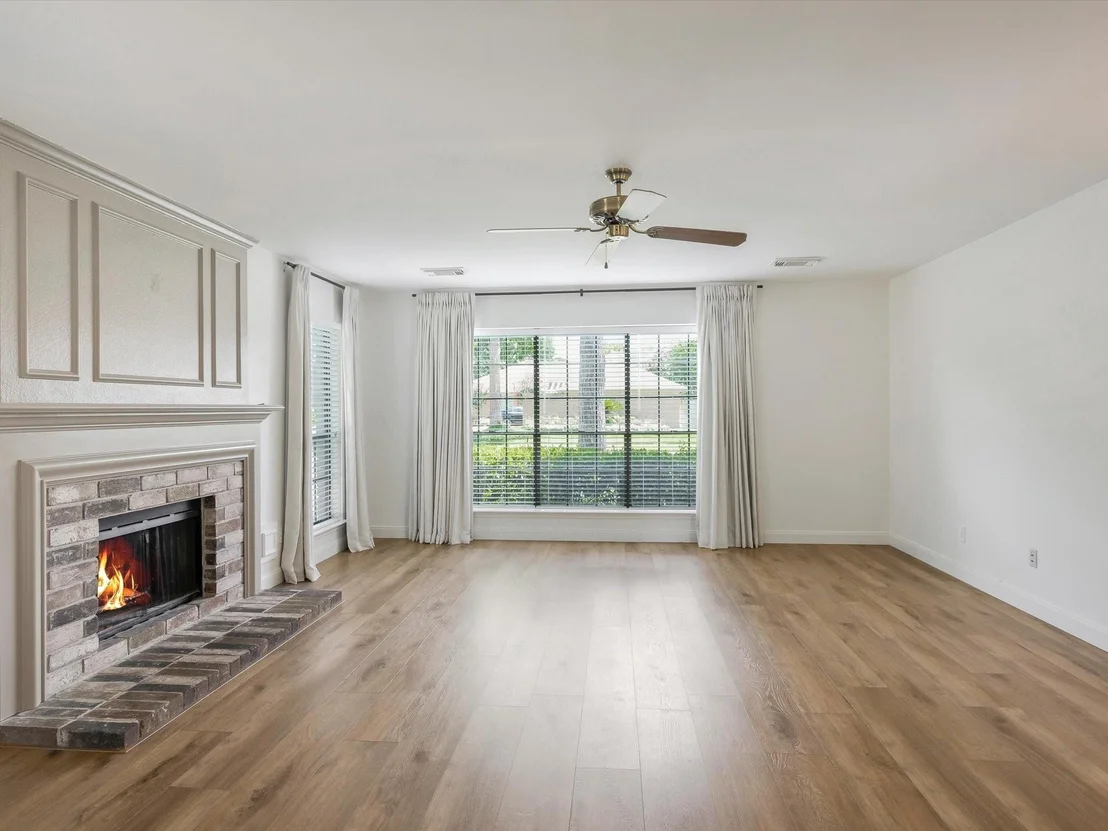 Photo of 22939 Provincial Boulevard