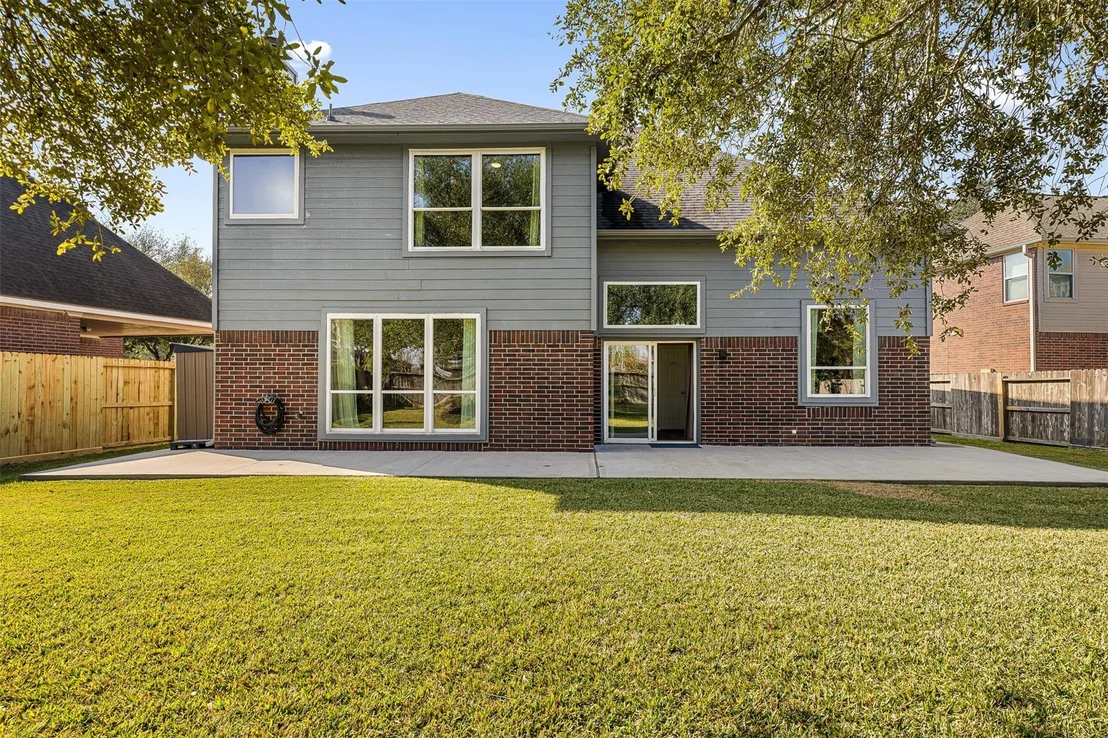 Photo of 6703 Walnut Square
