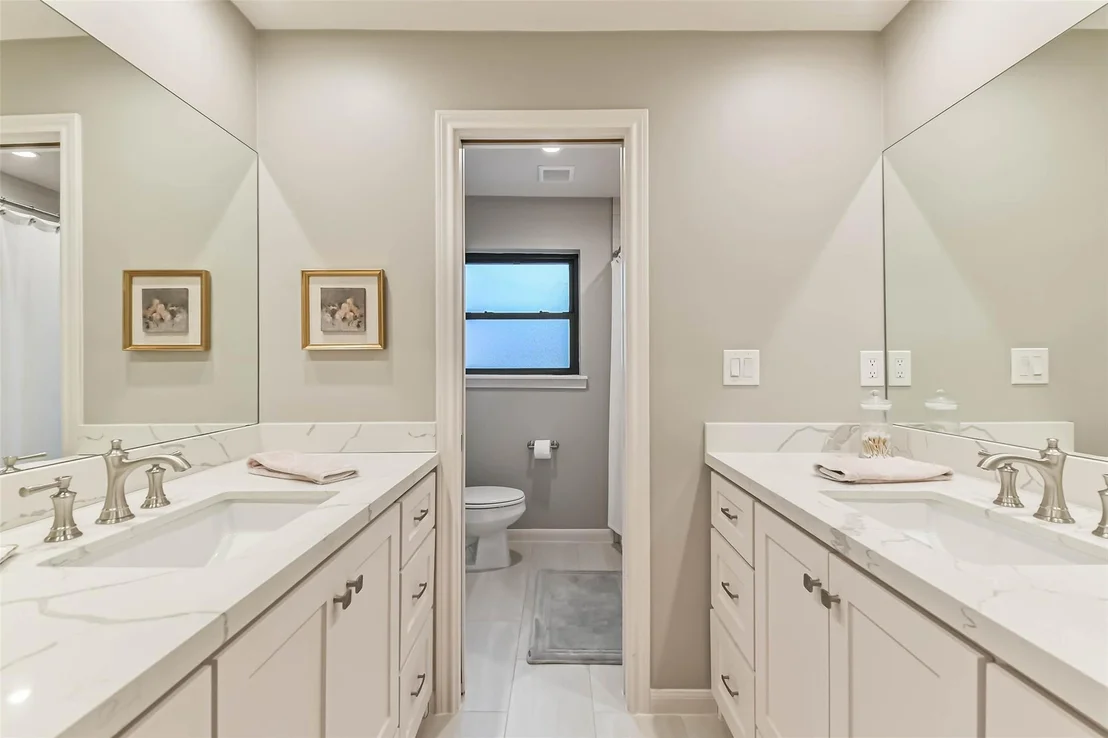 Photo of 10015 Lynbrook Drive