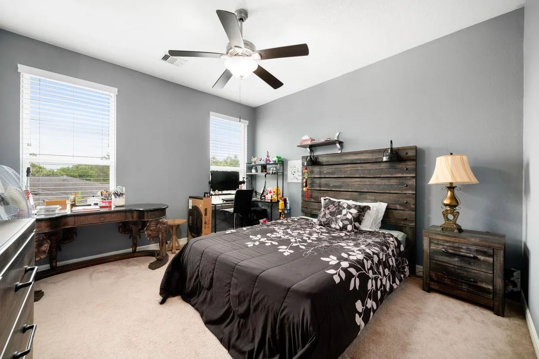 Photo of 1106 River Bow Drive