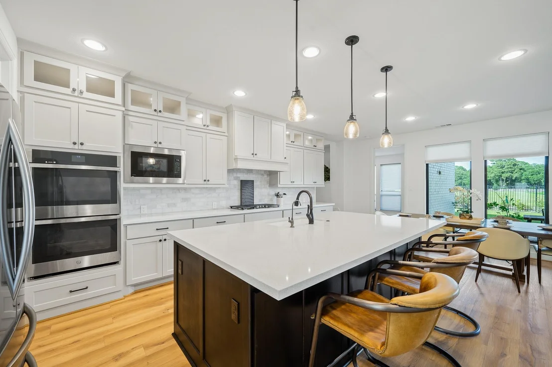 Photo of 6618 Mirabeau Lane