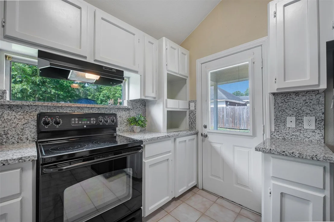 Photo of 25610 Dogwood Lane