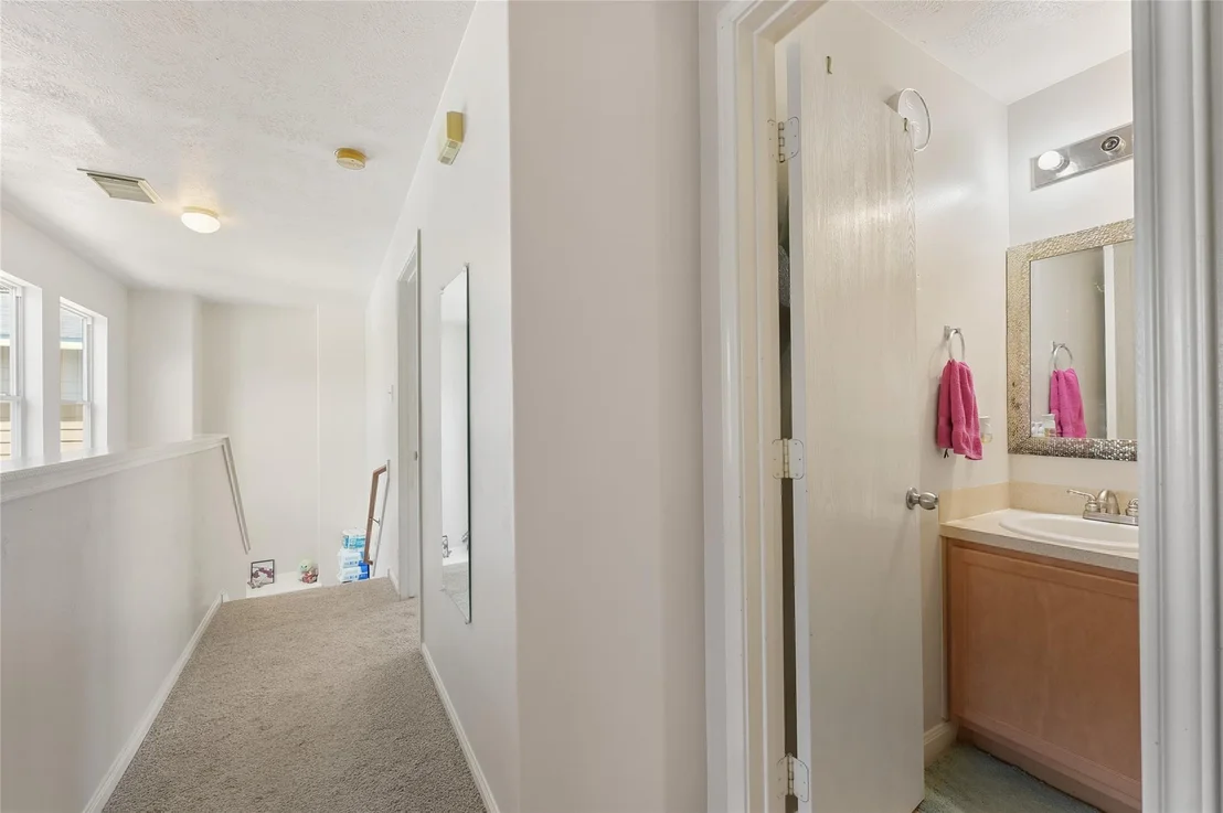 Photo of 1819 NW Emerald Pathway Drive