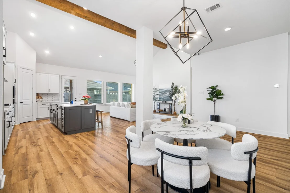 Photo of 15240 Hemingway Heights Drive
