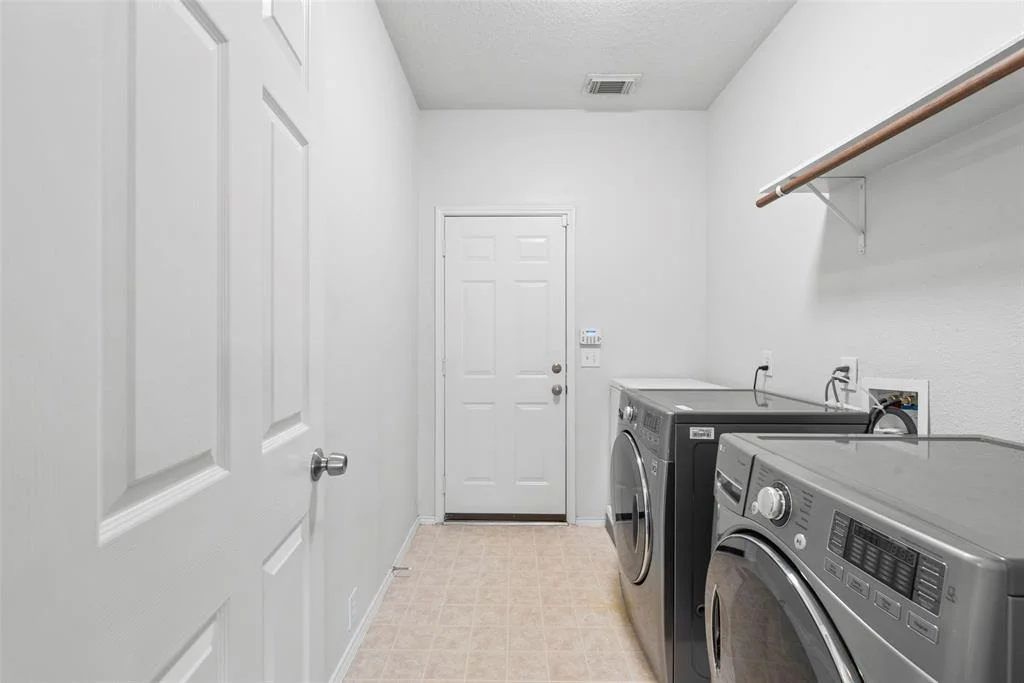 Photo of 11402 Bogan Flats Drive