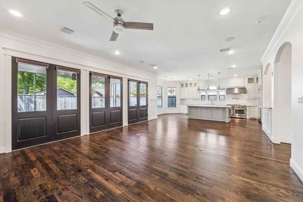 Photo of 1558 Hewitt Drive