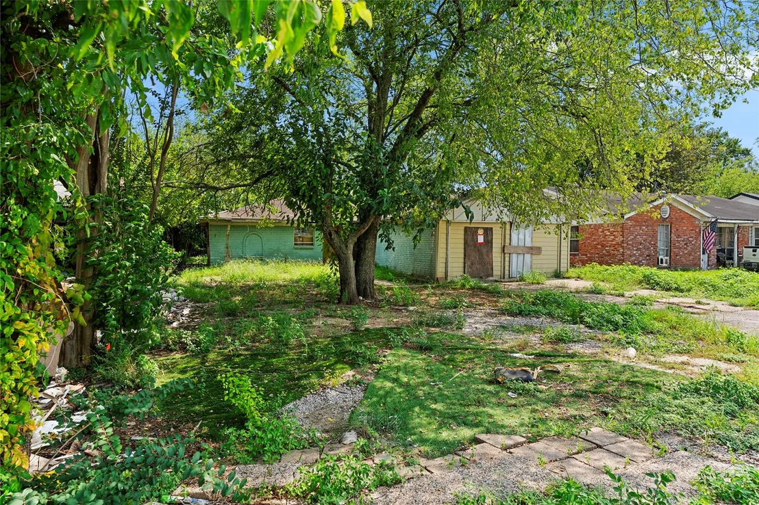 Photo of 17110 Hall Shepperd Road