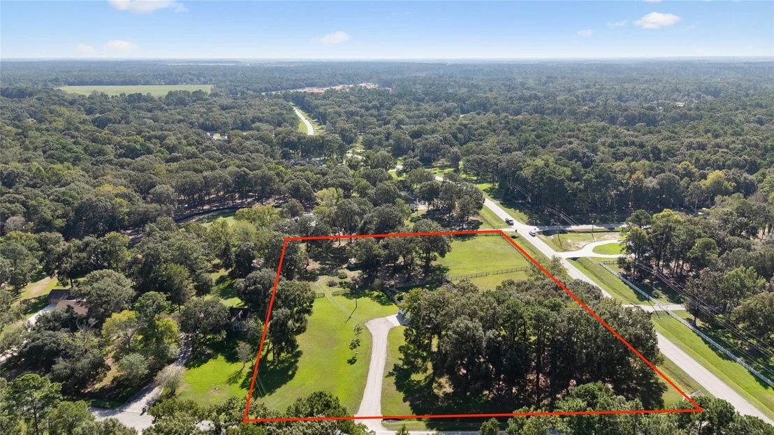 Photo of 28907 Valley Commons Drive