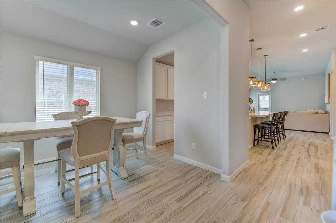 Photo of 5011 Yellow Rays Trail