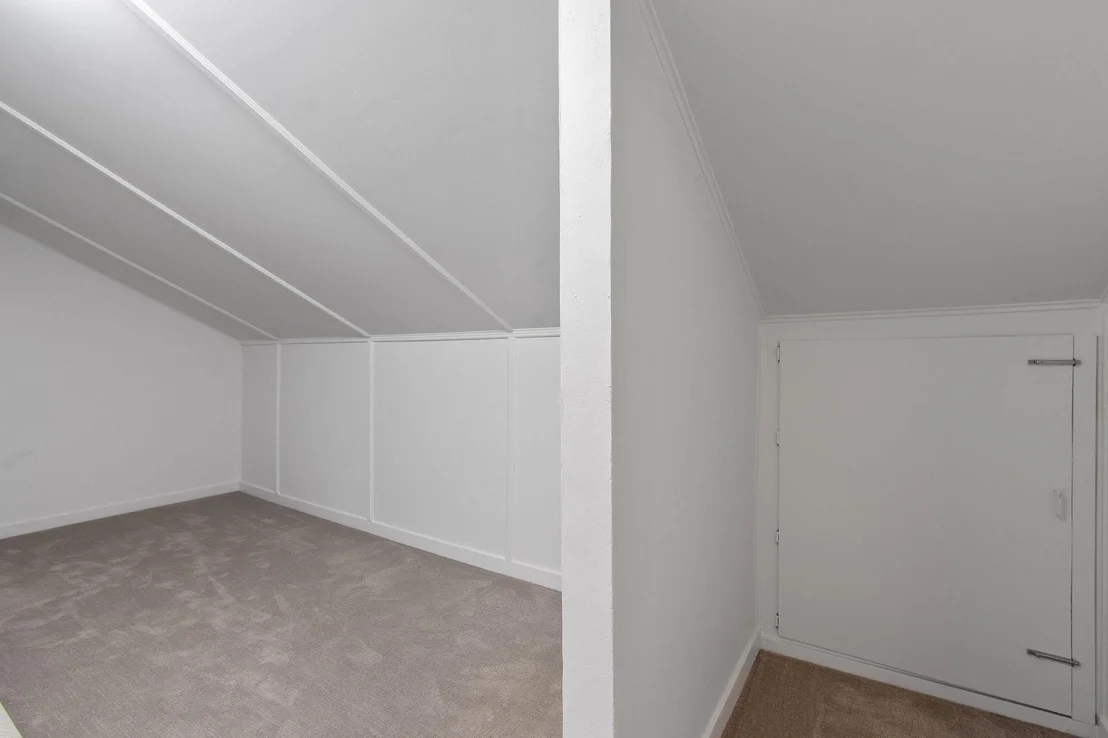 Photo of 12 Edgewood Forest Court