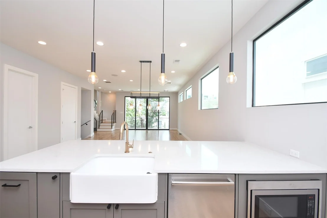 Photo of 818 Knox Street