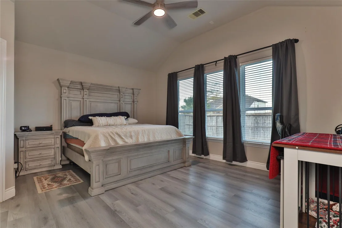 Photo of 107 Forest Bend Court