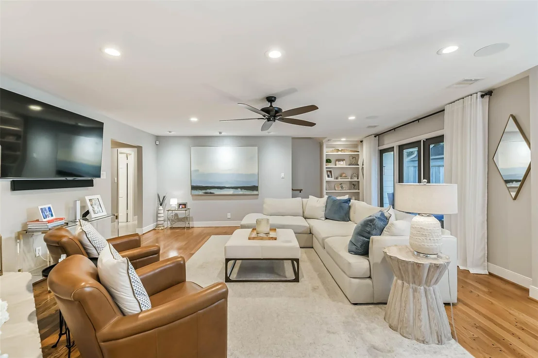 Photo of 10015 Lynbrook Drive