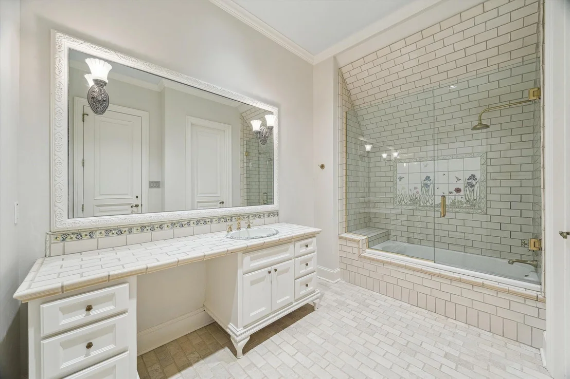 Photo of 322 Tynebrook Lane