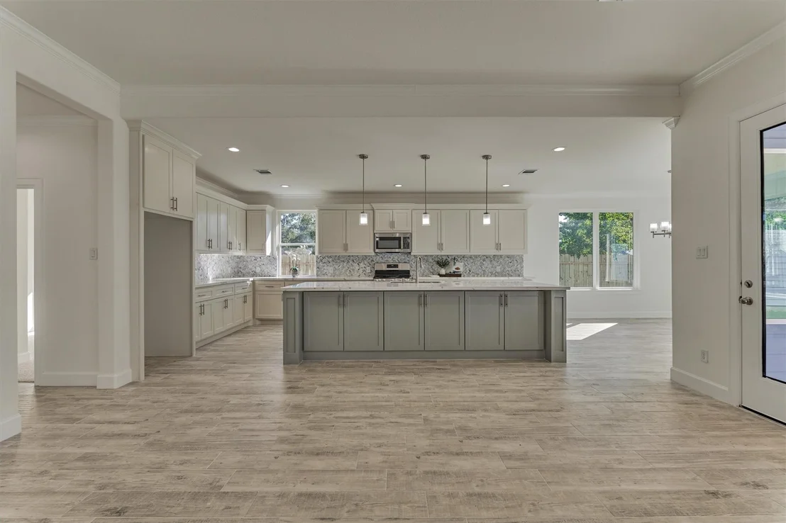 Photo of 1718 Eastvale Drive
