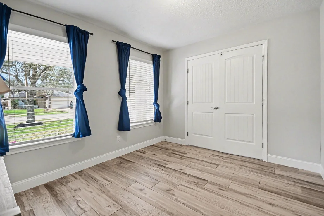 Photo of 6741 River Ridge Lane