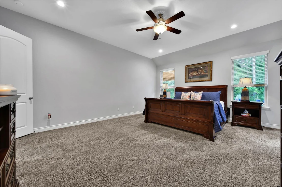 Photo of 280 Dawn Brook Lane