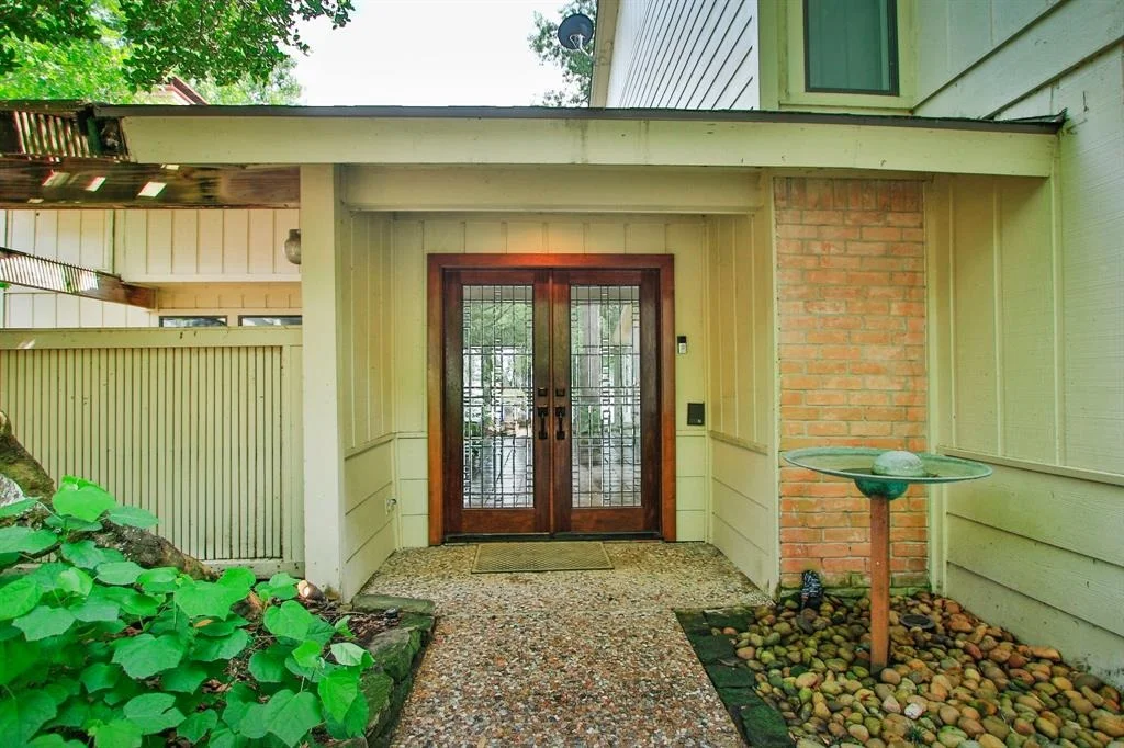 Photo of 3023 Willowbend Road