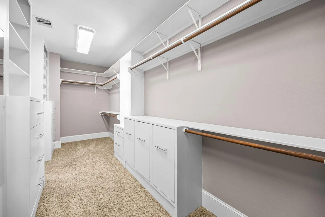 Photo of 8413 Moritz Green