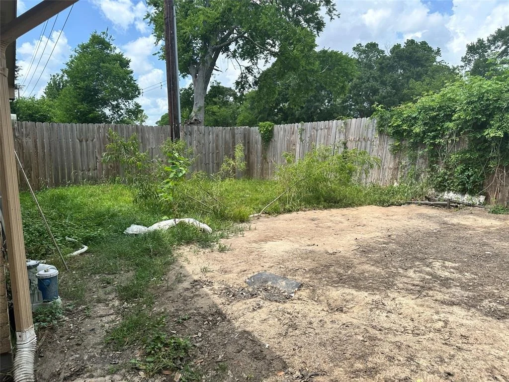 Photo of 5518 Fair Forest Drive