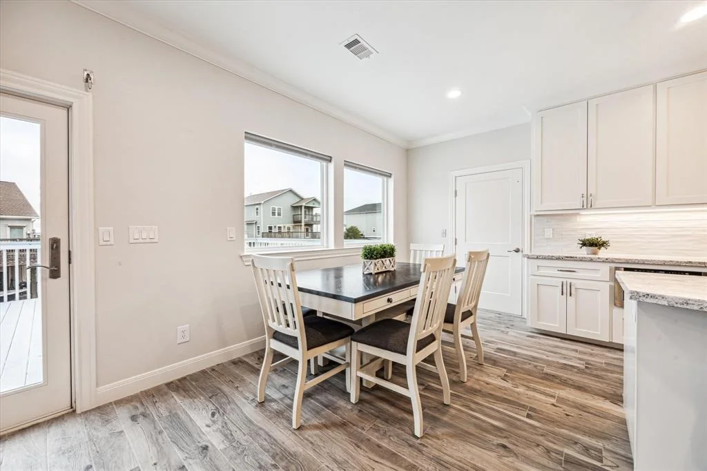 Photo of 430 Amanda Circle
