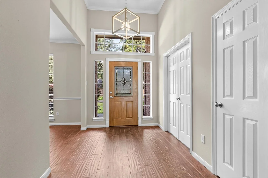 Photo of 712 Forest Lane Drive