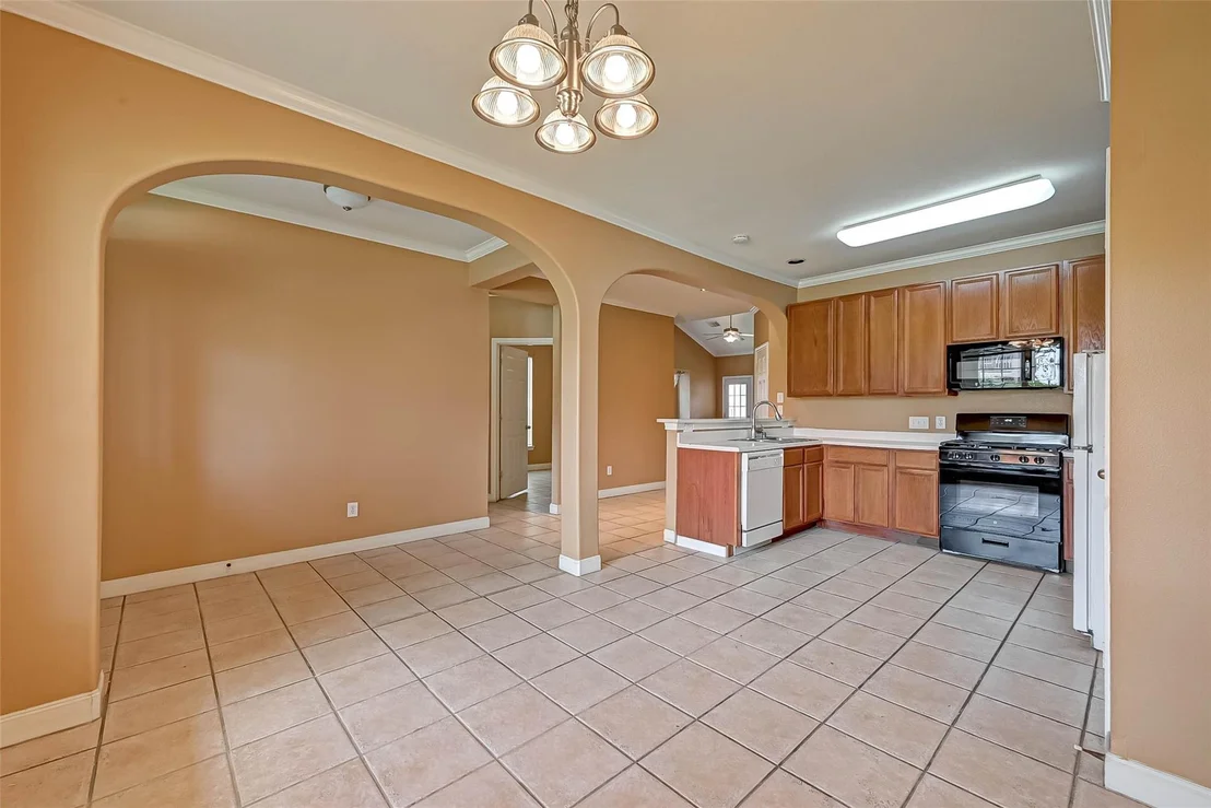 Photo of 7130 Pavilion Drive