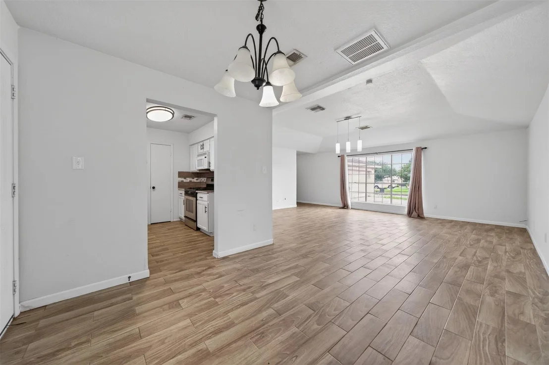Photo of 17002 Dew Drop Lane