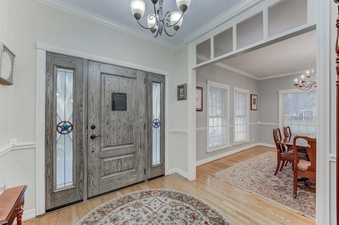 Photo of 2827 Griffin Lane