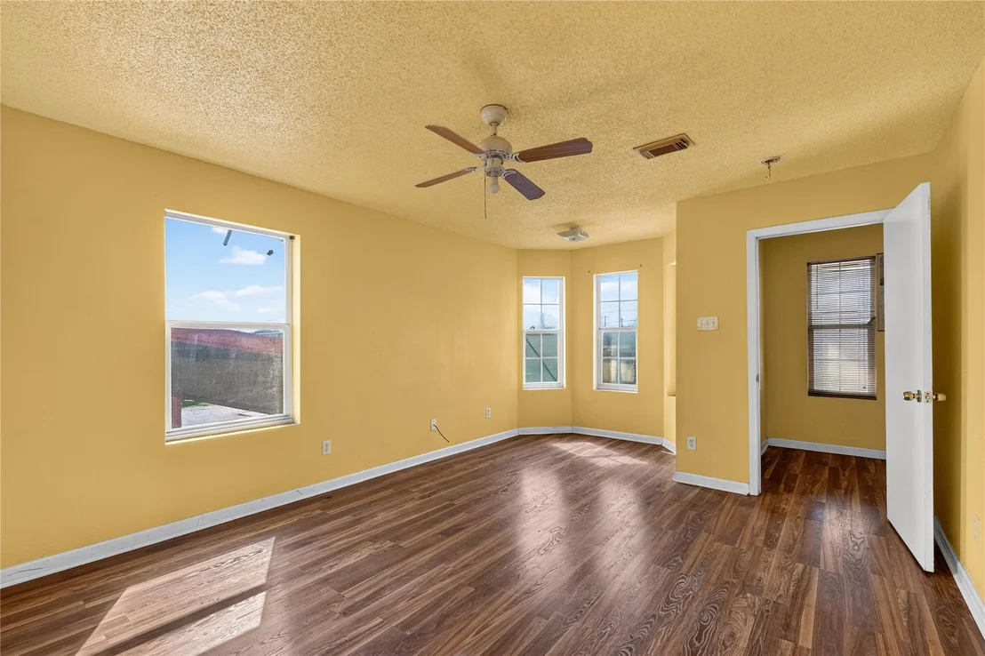 Photo of 3427 Federal Road