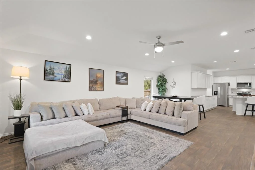 Photo of 1010 Republic Road