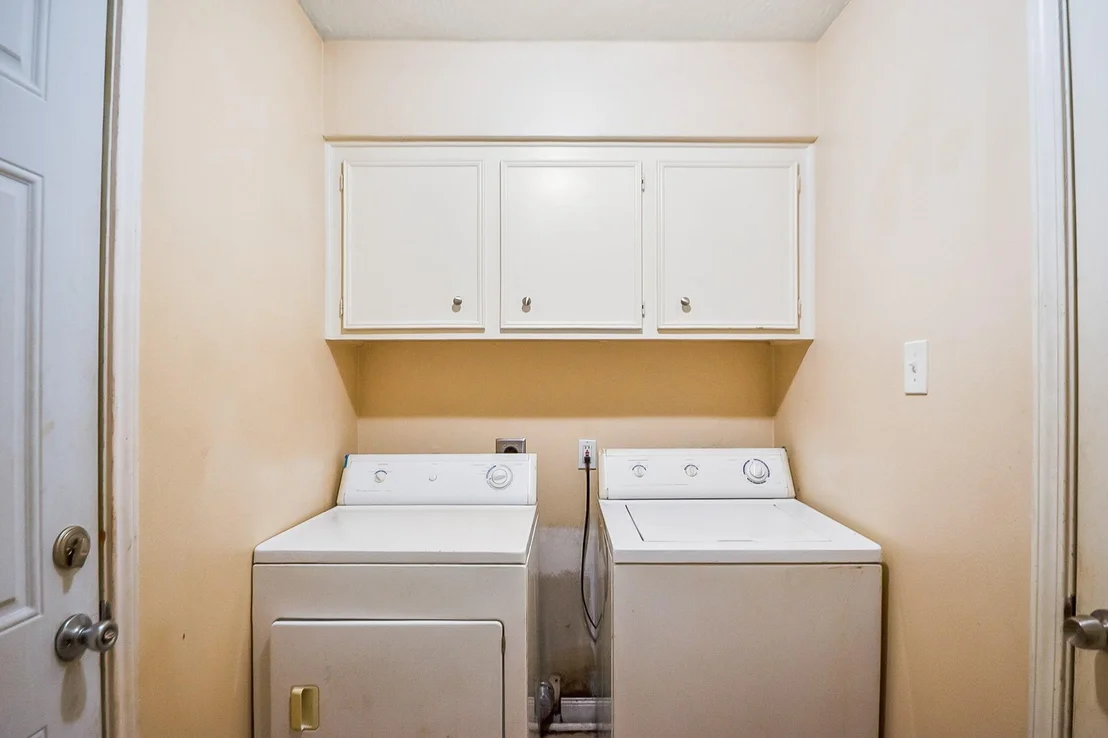 Photo of 23538 Canyon Lake Drive