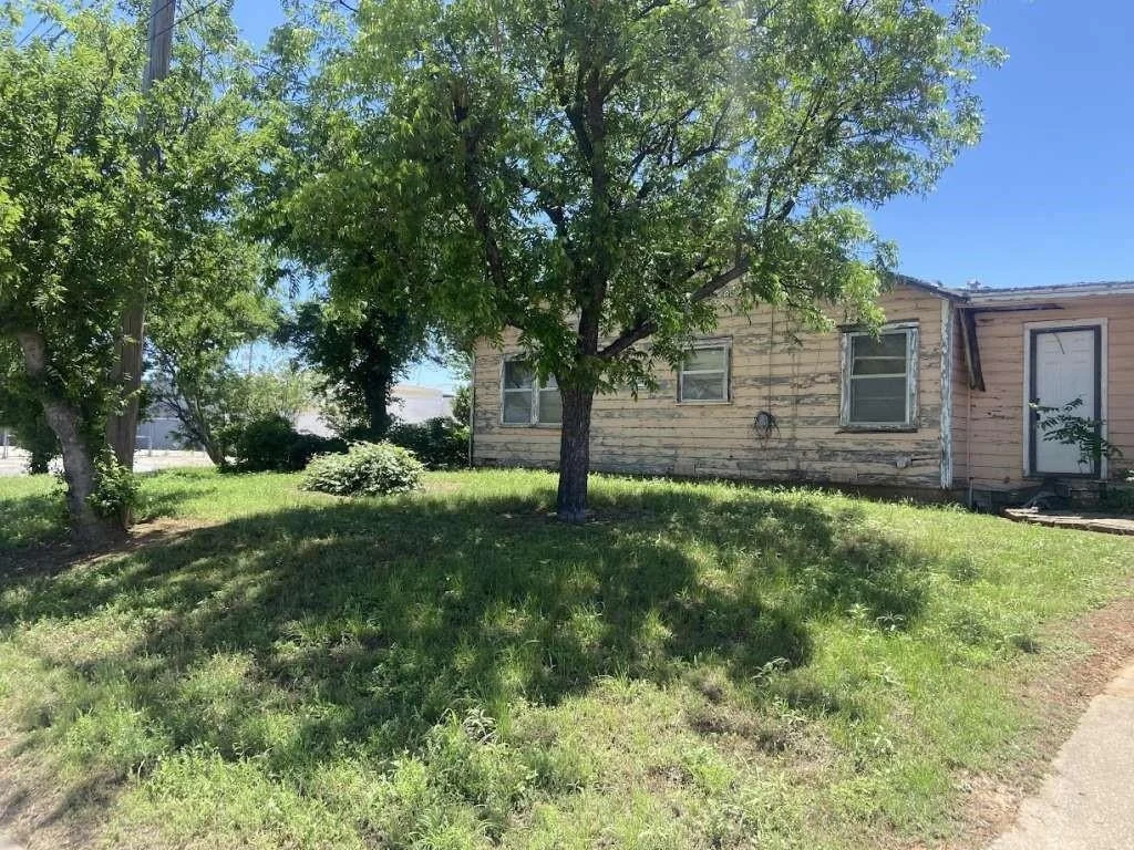 Photo of 302 Willow Street