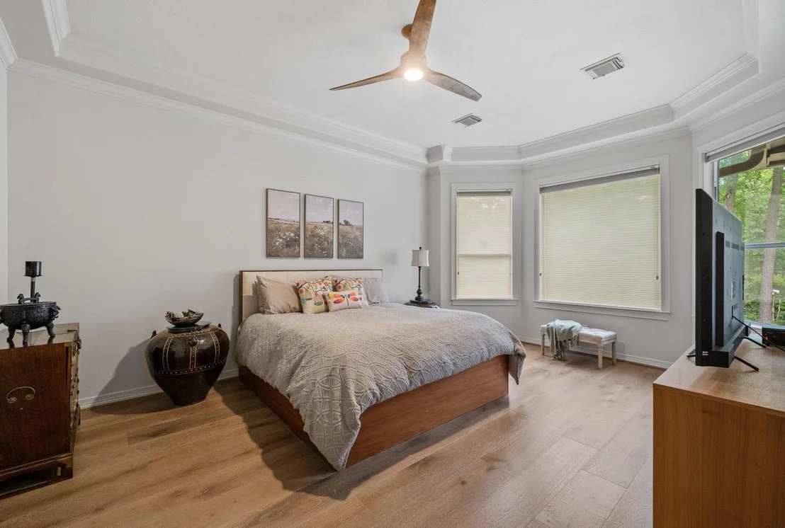 Photo of 63 W Horizon Ridge Place