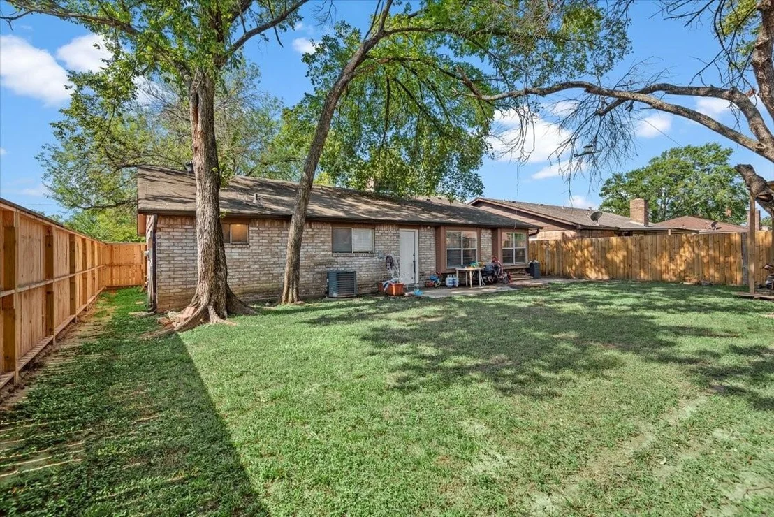 Photo of 7510 Bubbling Spring Lane