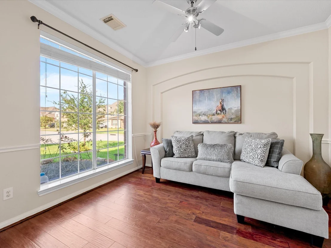 Photo of 7103 Uther Court