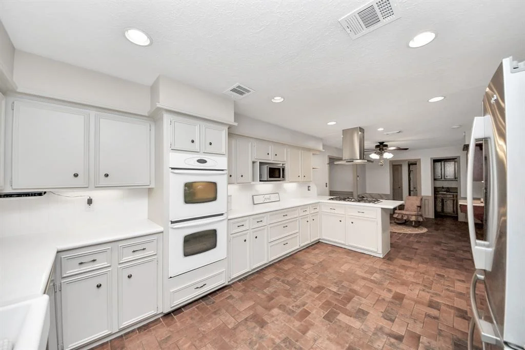 Photo of 12431 Oakcroft Drive