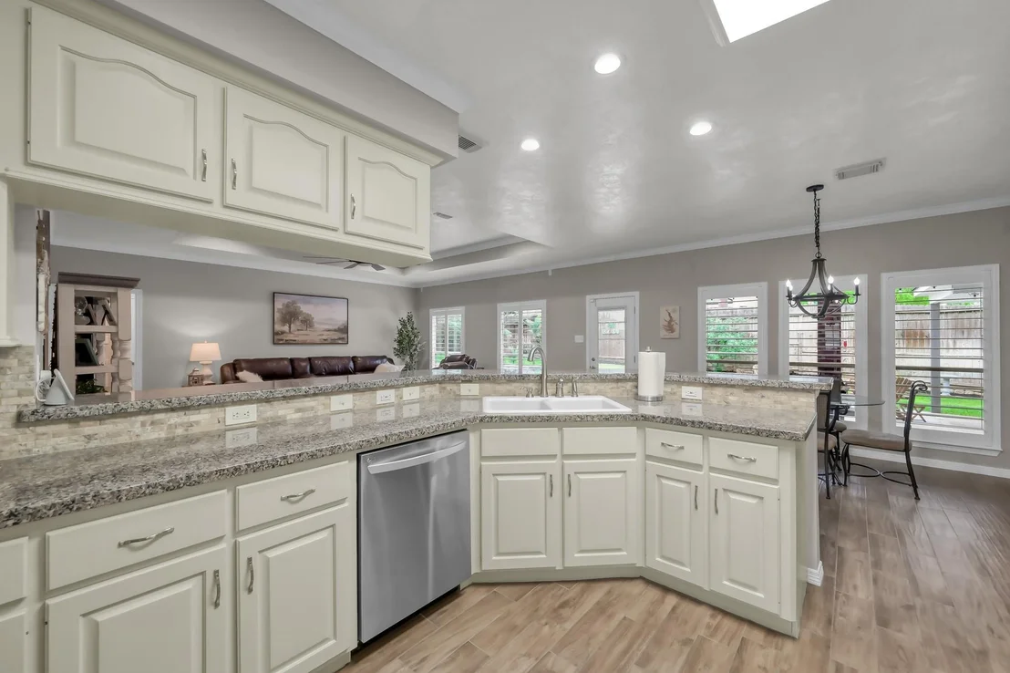 Photo of 13422 Hidden Valley Drive