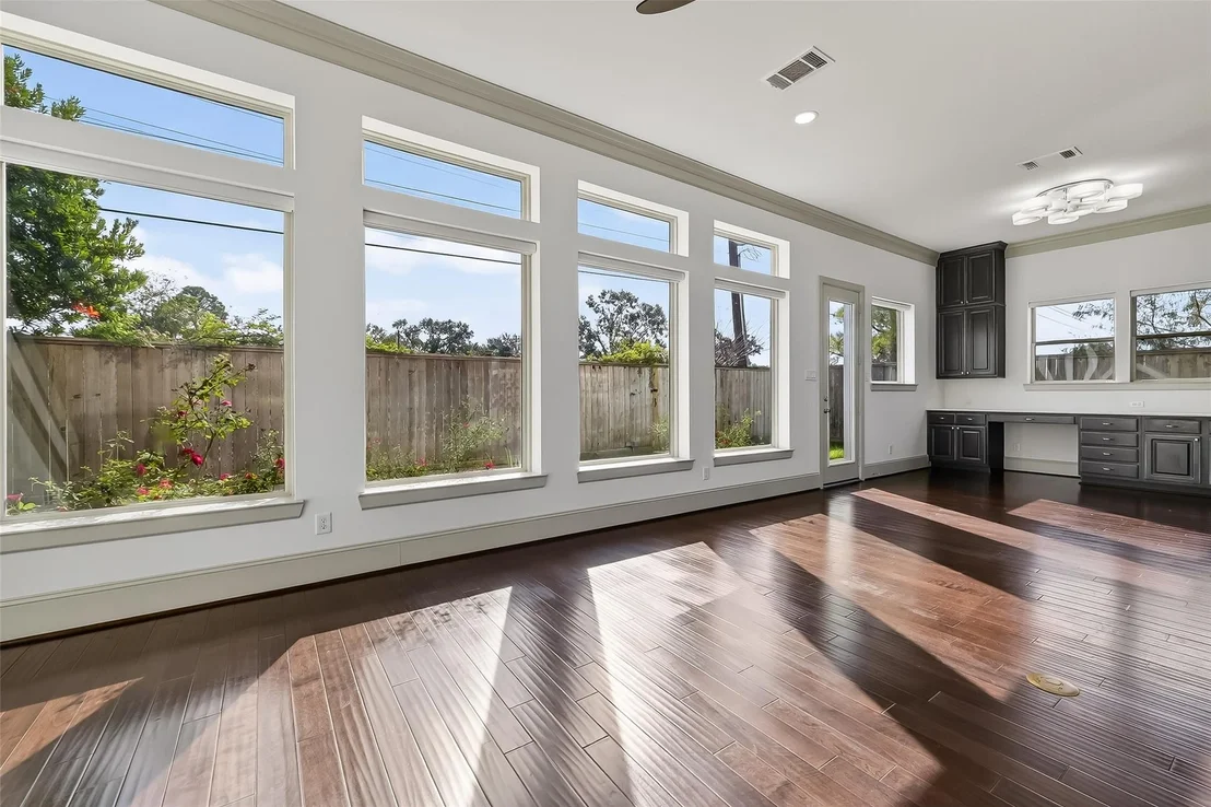 Photo of 10514 Hess Lane